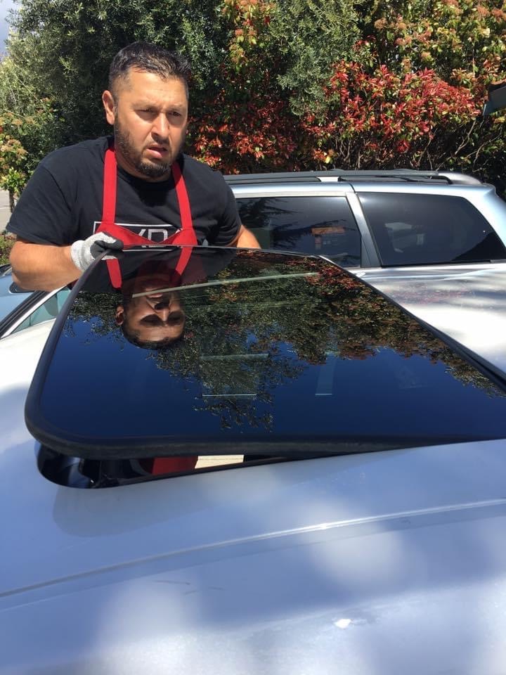 Sunroof Glass or Panoramic Glass image 2
