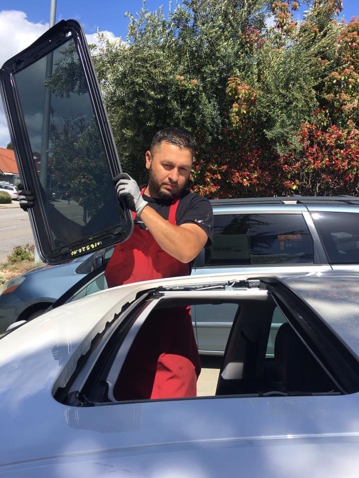 Sunroof Glass or Panoramic Glass image 3